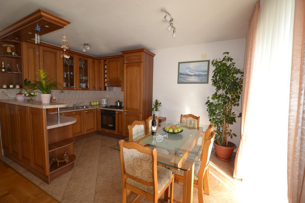 Apartments Magdalena Stobreč Εξωτερικό φωτογραφία