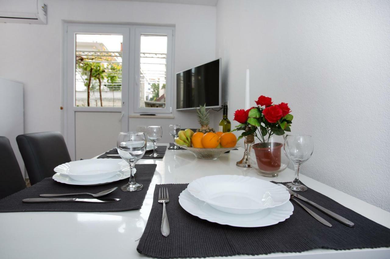 Apartments Magdalena Stobreč Εξωτερικό φωτογραφία