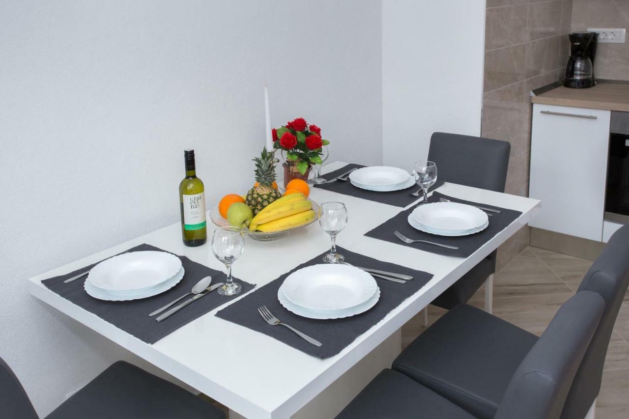Apartments Magdalena Stobreč Εξωτερικό φωτογραφία