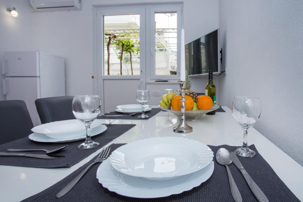 Apartments Magdalena Stobreč Εξωτερικό φωτογραφία
